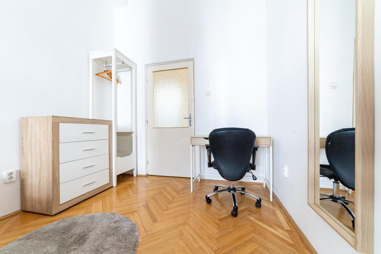 W25 Smart Apartment Budapest Eksteriør billede
